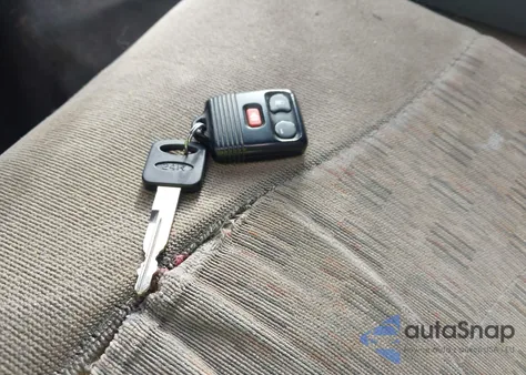 2000 Ford F-350 Lariat/Xl/Xlt из США, поврежденный, VIN 1FTSW31F1YEB78218